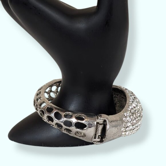 Metal Cut Out Rhinestone Hinge Bracelet - Picture 3 of 7